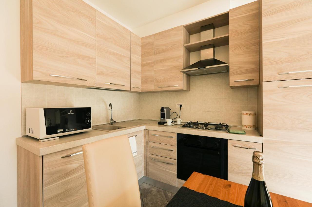 Bellavista Apartments เลนโน ภายนอก รูปภาพ