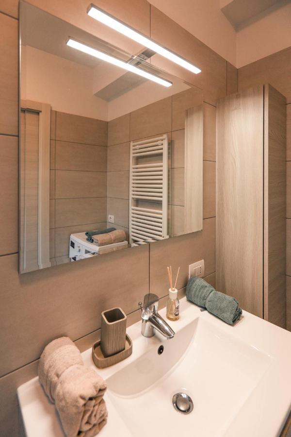 Bellavista Apartments เลนโน ภายนอก รูปภาพ